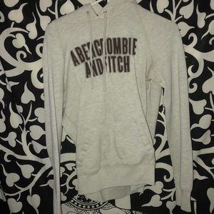 White Abercrombie sweatshirt